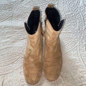 Sorel winter booties, size 8.5